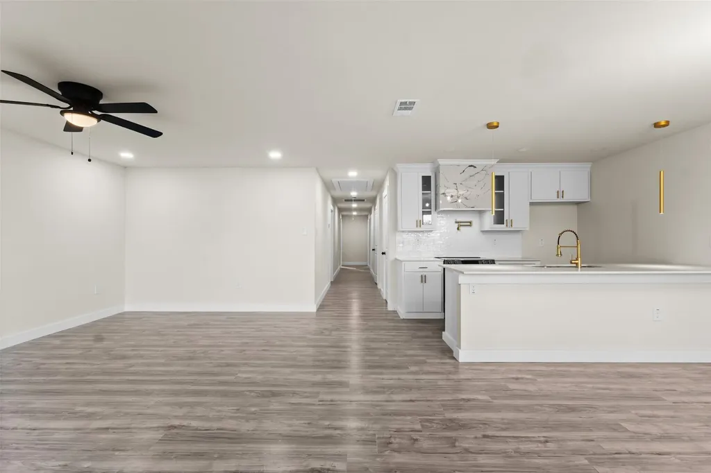1507 E Waco Avenue Dallas TX 75216