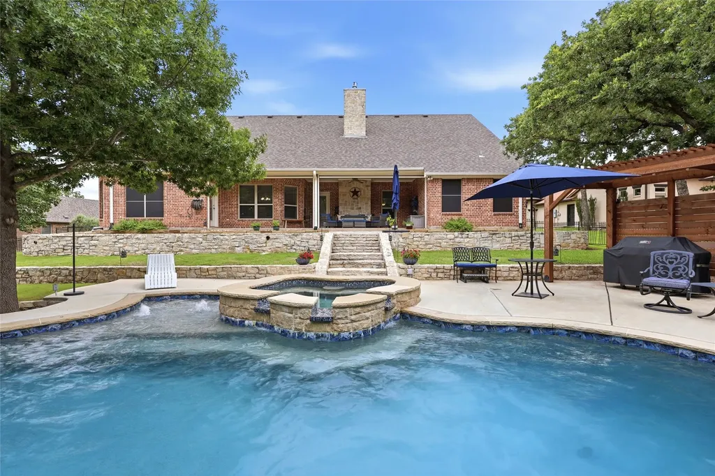 132 Birdie Drive Lipan TX 76462