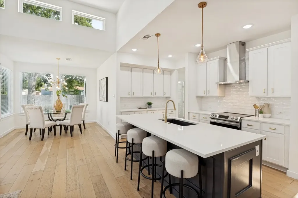1942 Mcbroom Street Dallas TX 75212