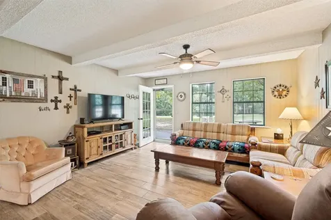163 Private Road 1613 Alvord TX 76225