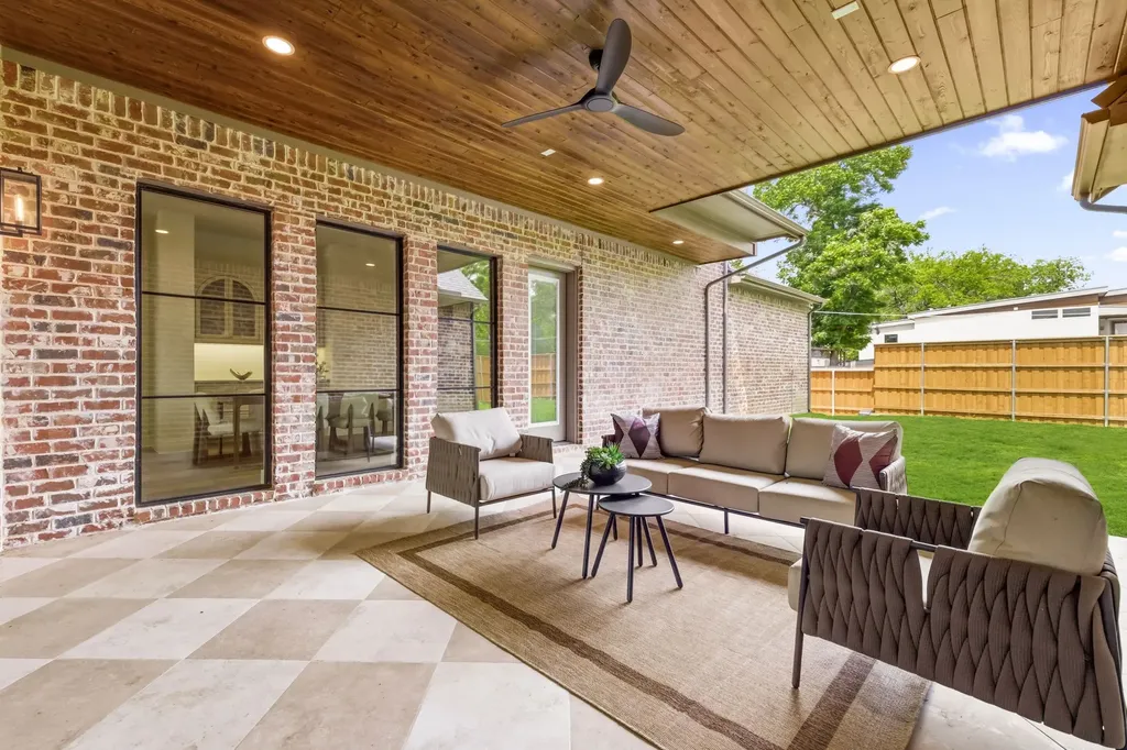 7153 Cornelia Lane Dallas TX 75214