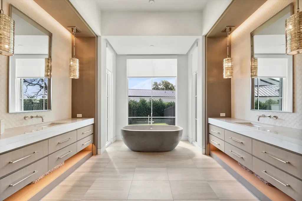 1905 Meadow View Court Westlake TX 76262