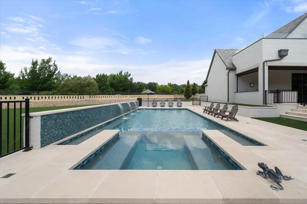 1905 Meadow View Court Westlake TX 76262