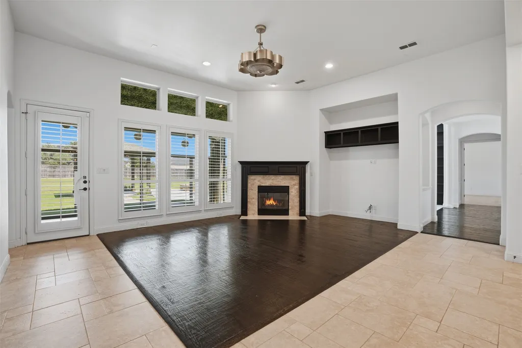 715 Simmons Road Double Oak TX 75077