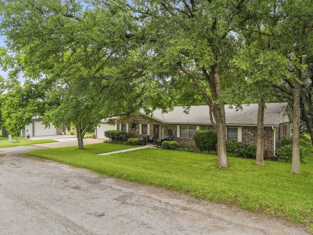 207 S Brook Street San Saba TX 76877