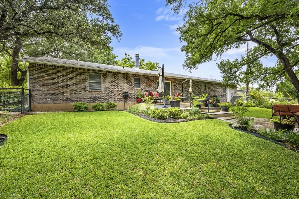 207 S Brook Street San Saba TX 76877