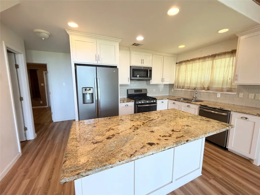 587 Lcr 779 Groesbeck TX 76642