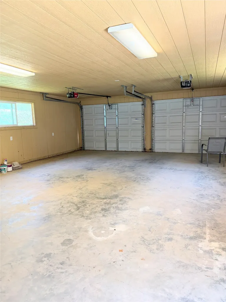587 Lcr 779 Groesbeck TX 76642