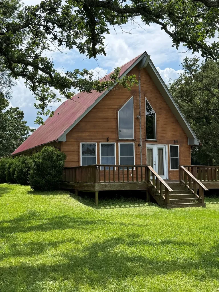 587 Lcr 779 Groesbeck TX 76642