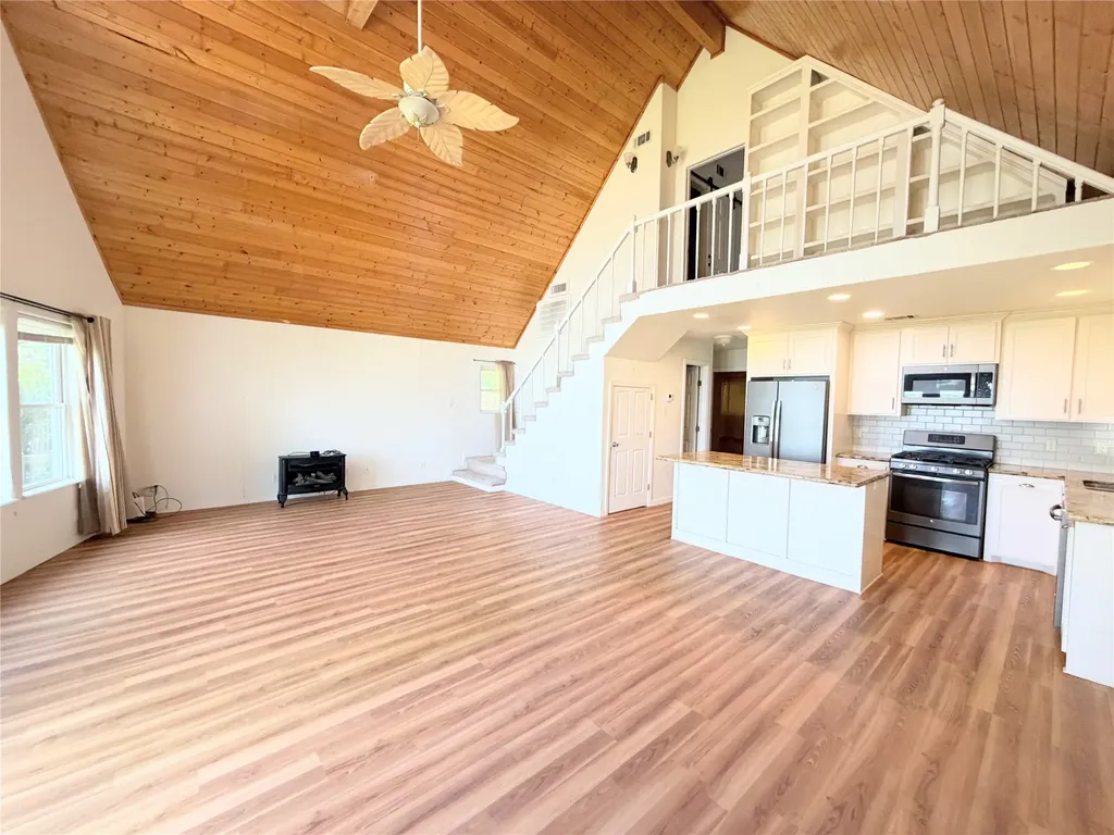 587 Lcr 779 Groesbeck TX 76642