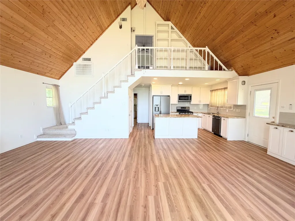 587 Lcr 779 Groesbeck TX 76642