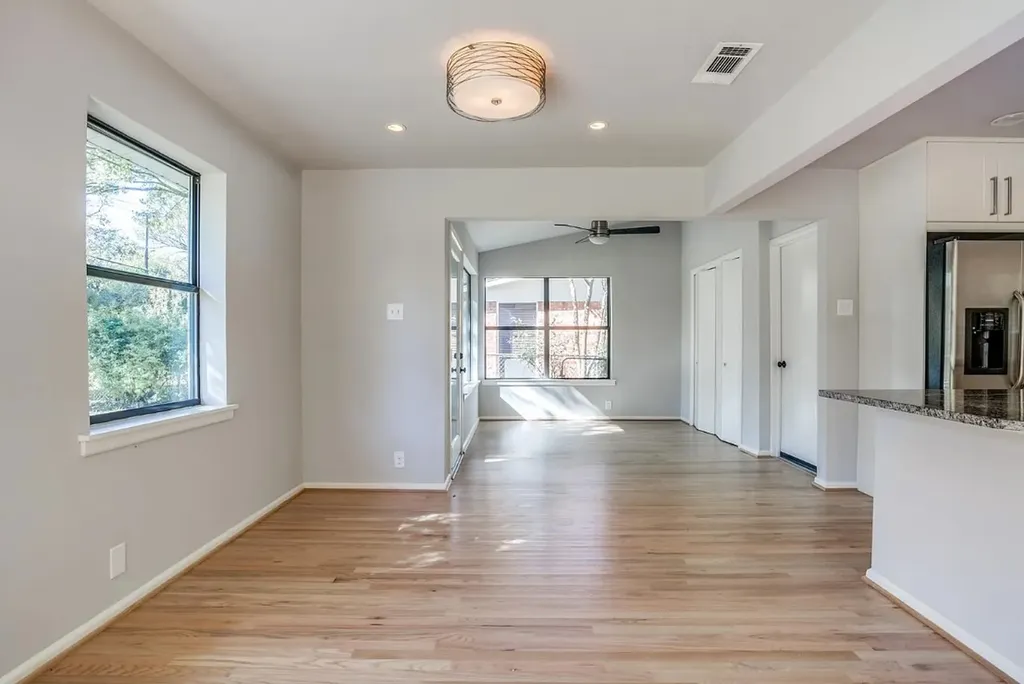 203 Leda Drive Dallas TX 75218