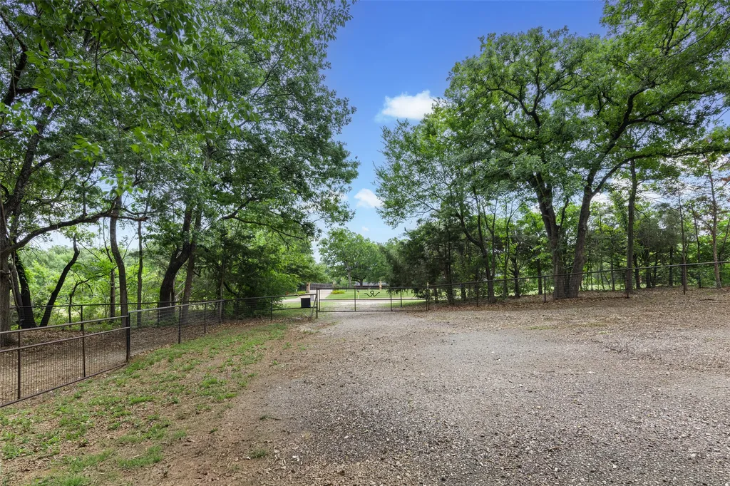 247 River Bend Trail Combine TX 75159