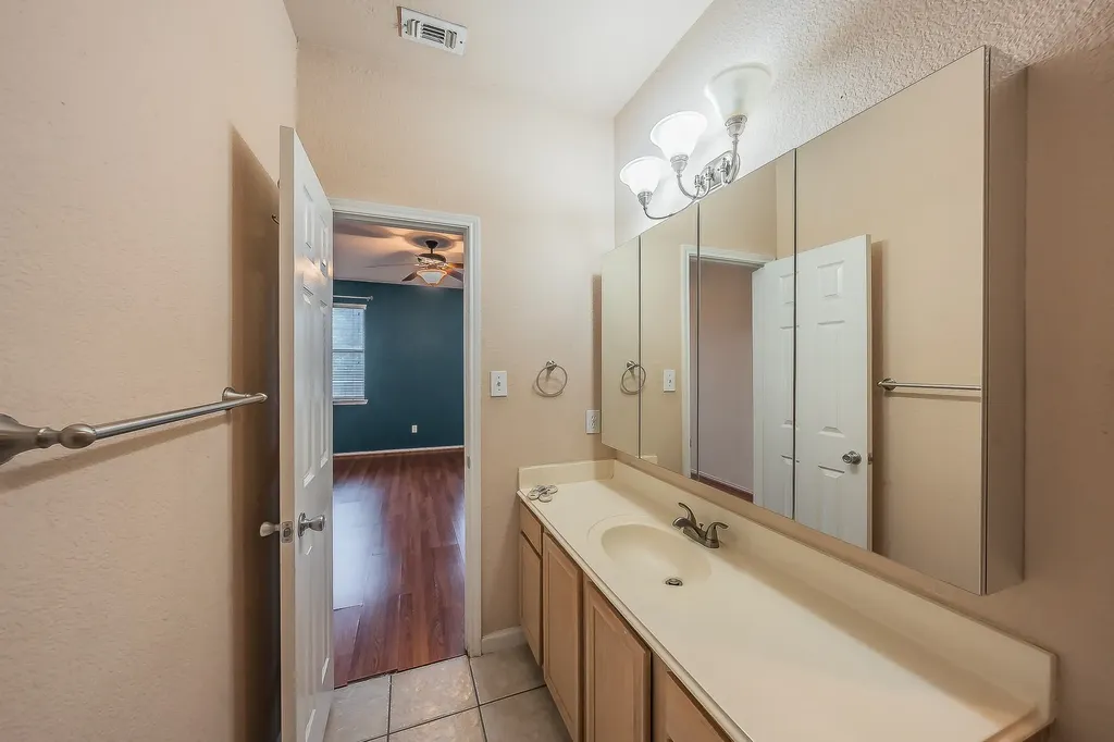 4408 Park Creek Court Fort Worth TX 76137