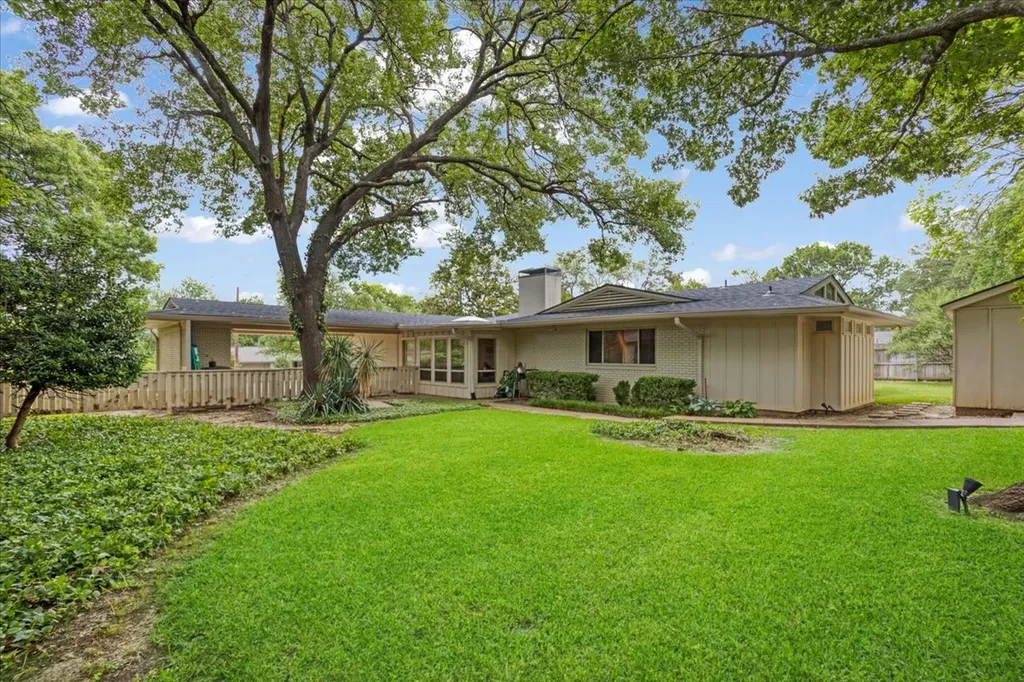 624 Westwood Drive Sherman TX 75092