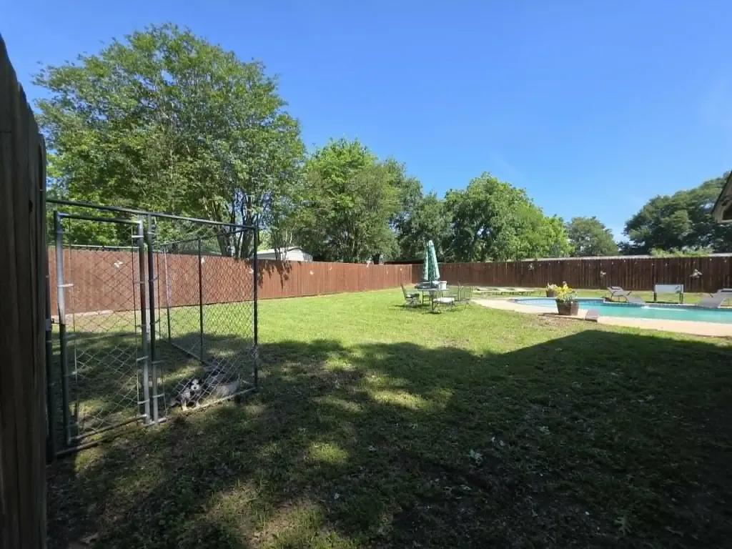 900 S 8th Avenue Teague TX 75860