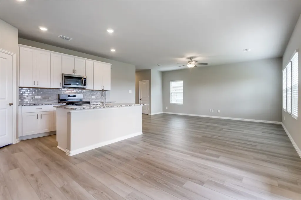 708 Mckenna Drive Lowry Crossing TX 75069