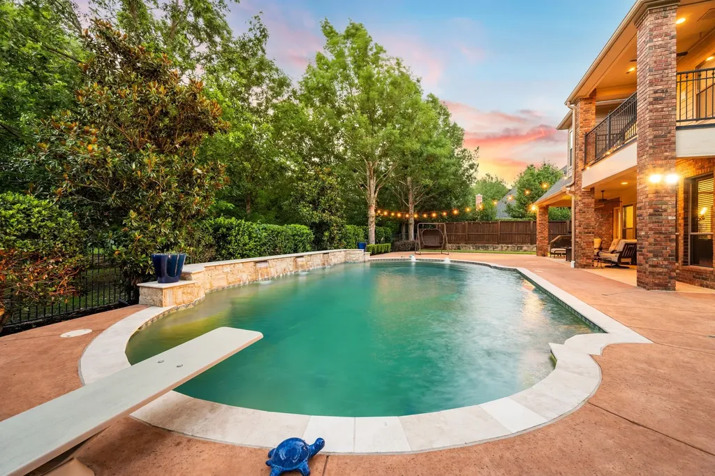 1908 Stratton Court Colleyville TX 76034
