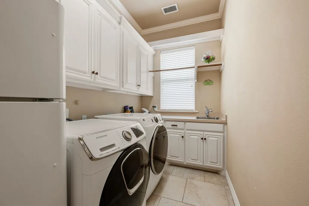 1908 Stratton Court Colleyville TX 76034