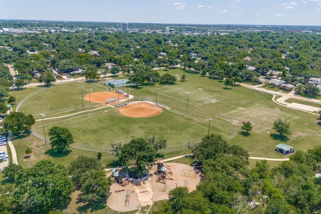 624 Northill Drive Richardson TX 75080