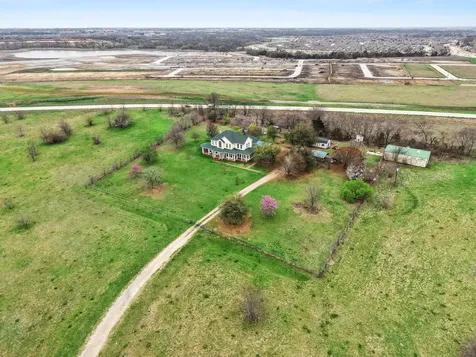 1441 County Road 282 Mckinney TX 75071