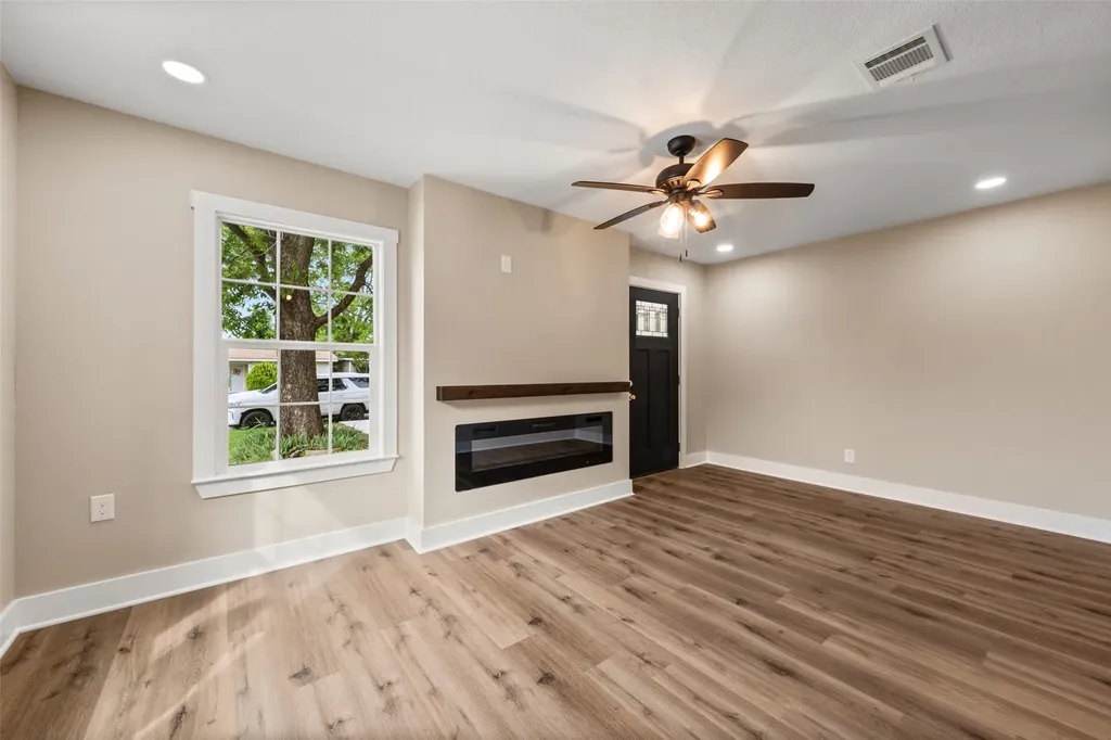 1909 Columbia Street Waco TX 76711
