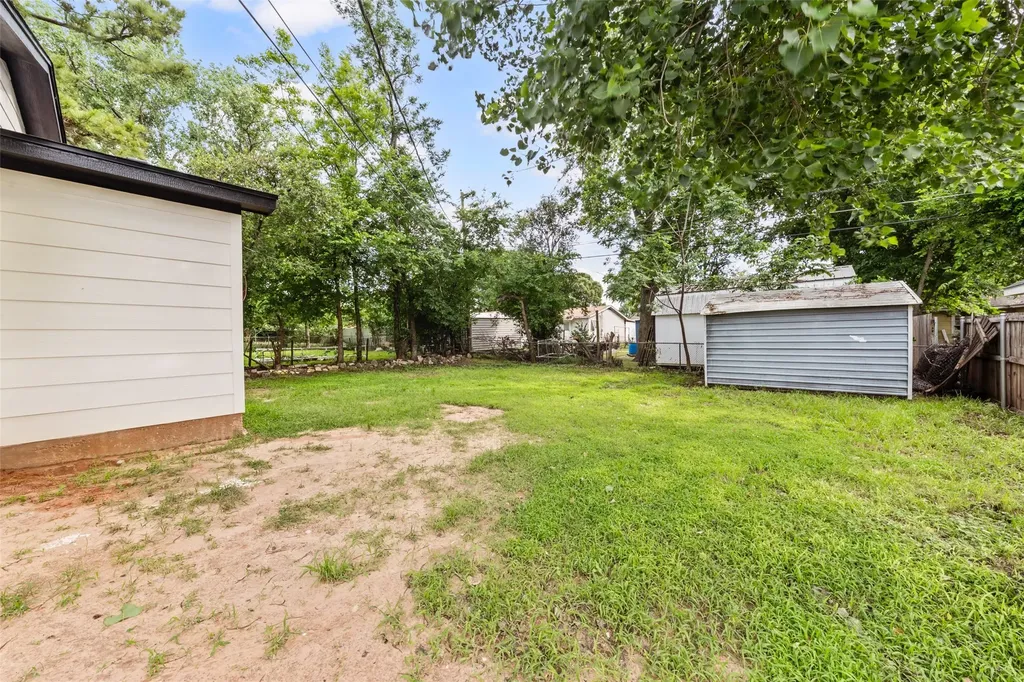 1909 Columbia Street Waco TX 76711
