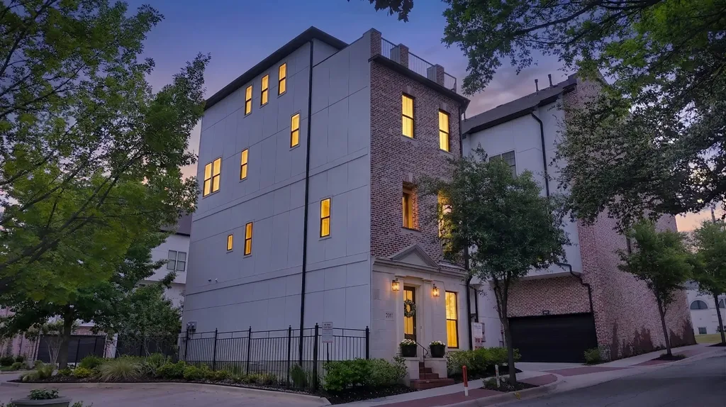 Fort Worth TX, 406 Mills Street