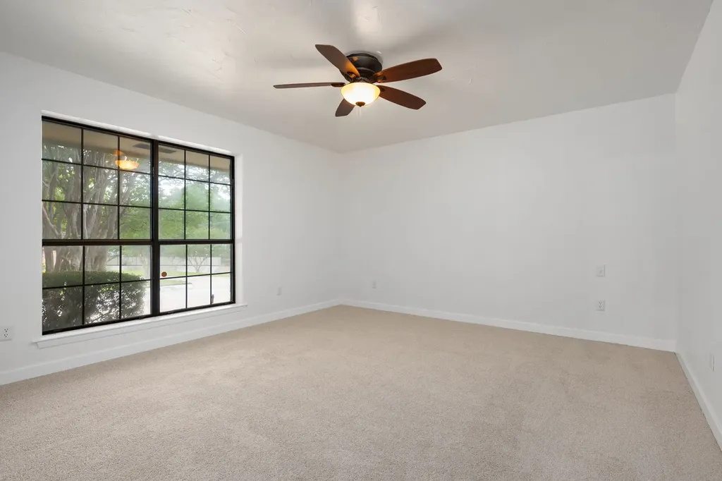 320 S Irving Heights Drive Irving TX 75060
