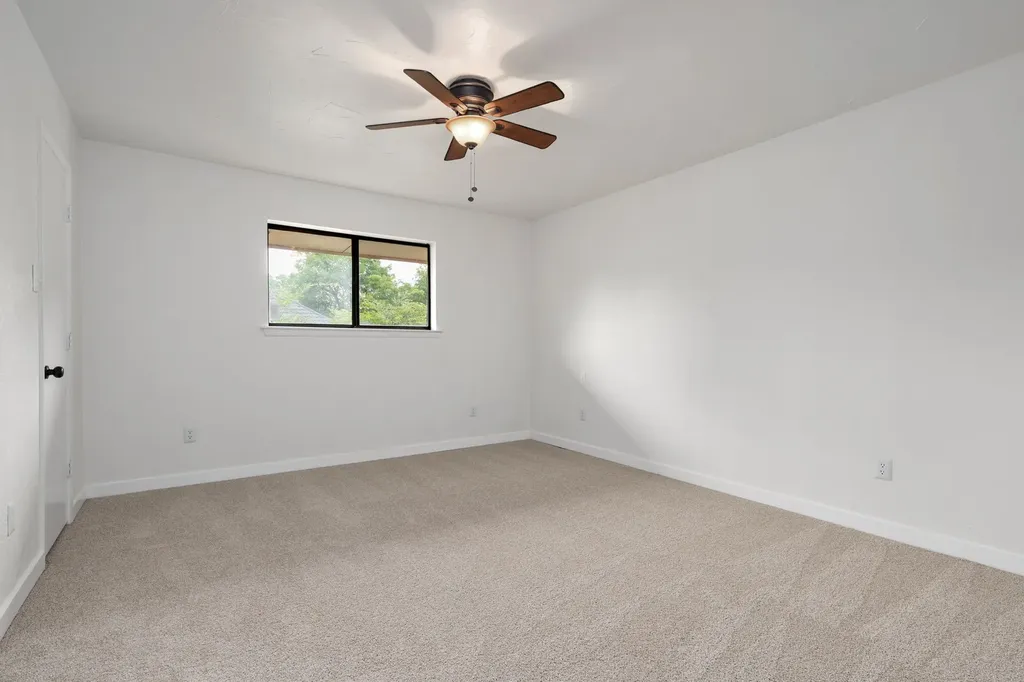 320 S Irving Heights Drive Irving TX 75060