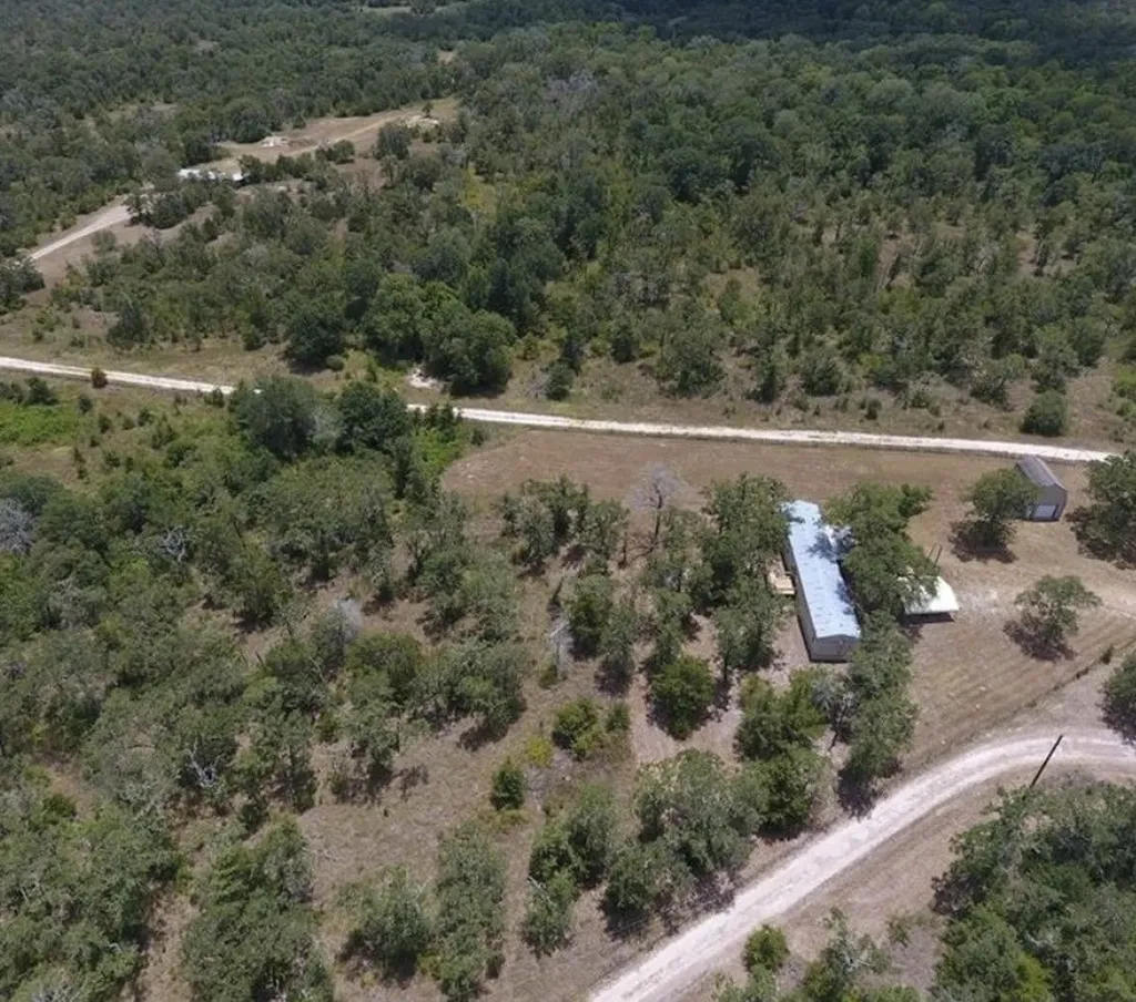 17470 Private Road 4016 Somerville TX 77879