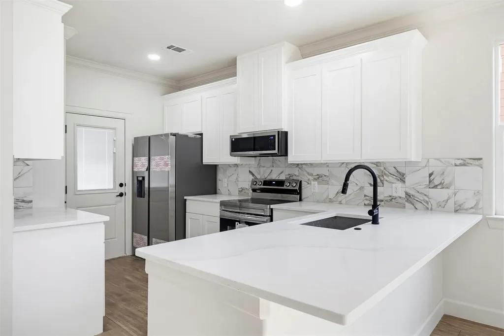 1517 Avenue D Fort Worth TX 76104