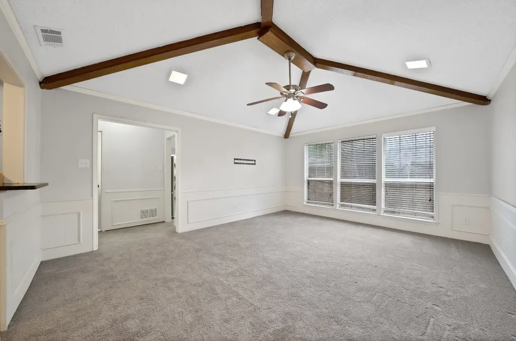 1122 Chimneyrock Trail Garland TX 75043