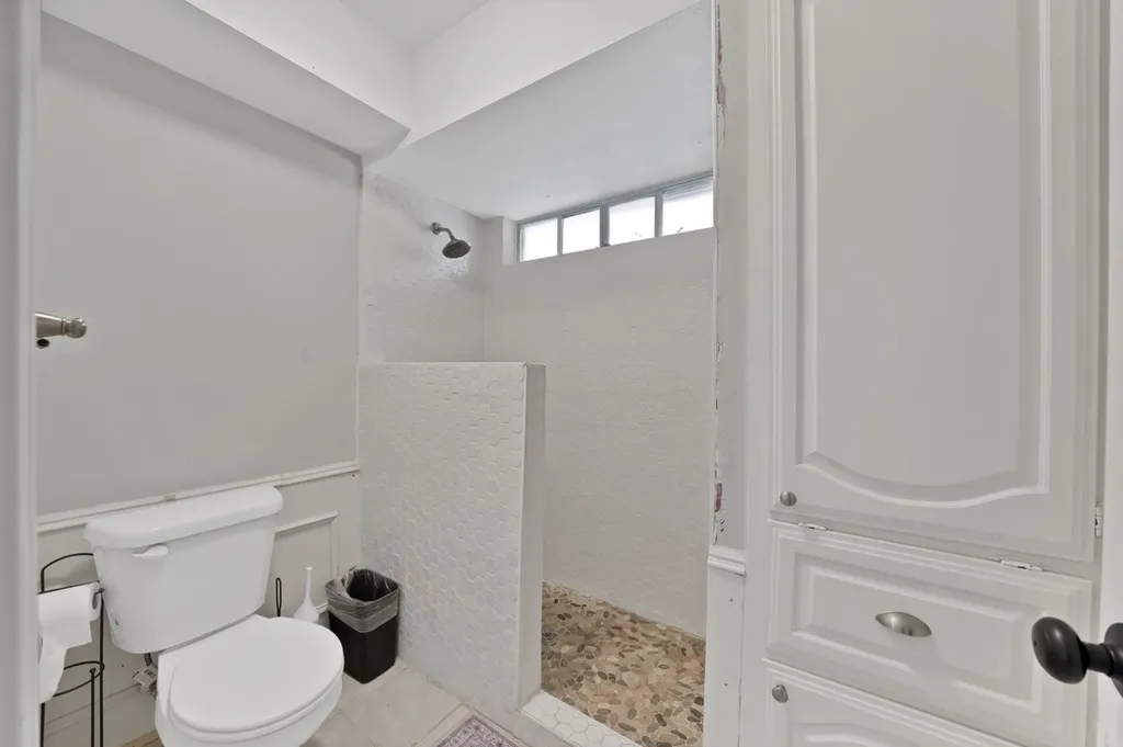 1122 Chimneyrock Trail Garland TX 75043
