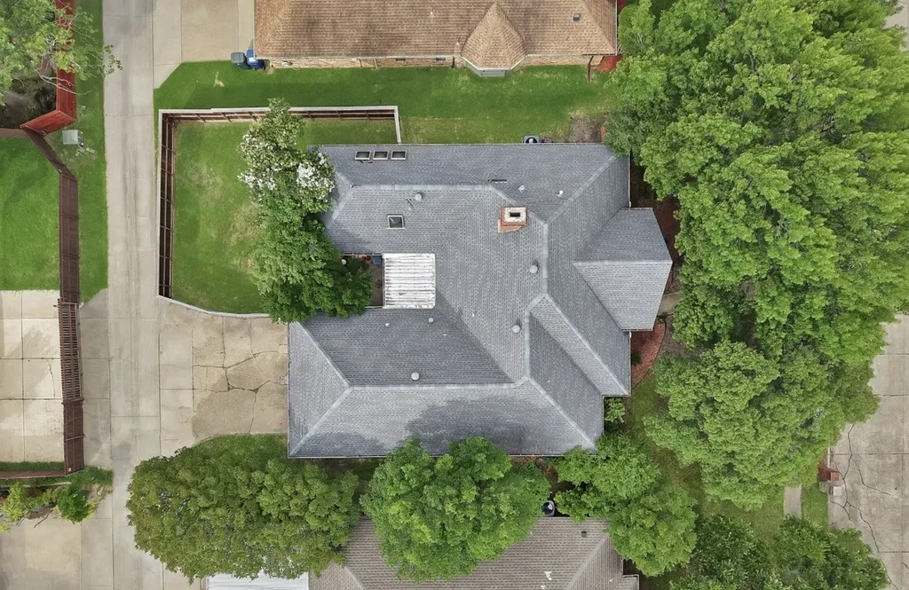 1122 Chimneyrock Trail Garland TX 75043