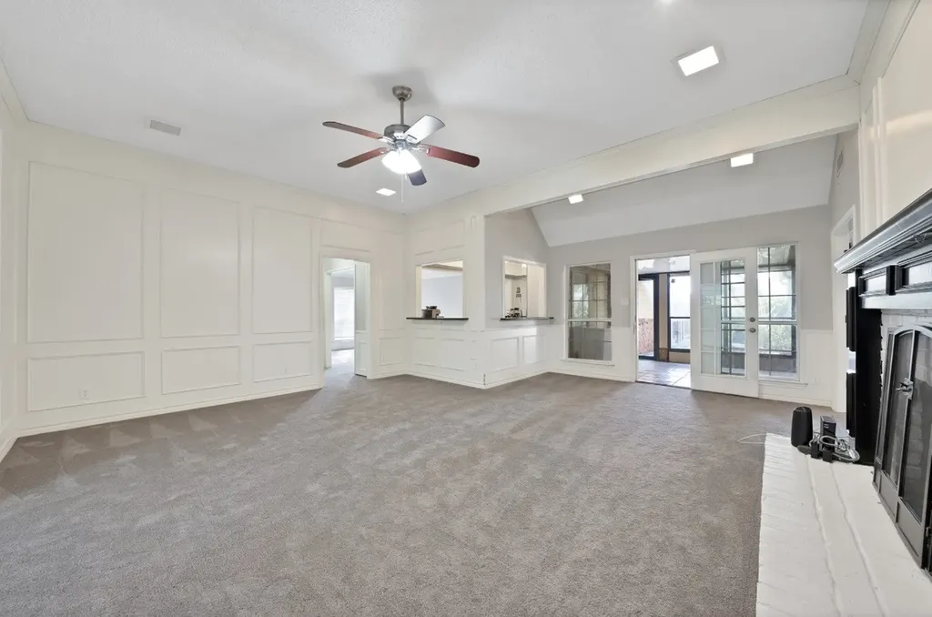 1122 Chimneyrock Trail Garland TX 75043