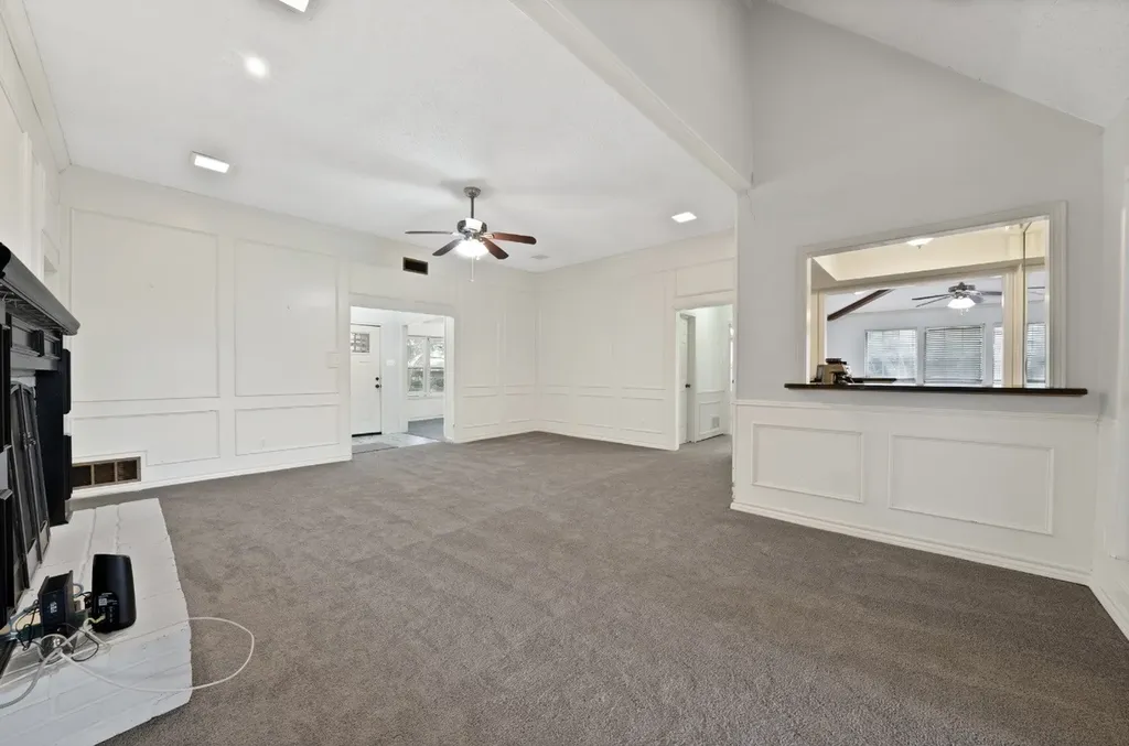 1122 Chimneyrock Trail Garland TX 75043
