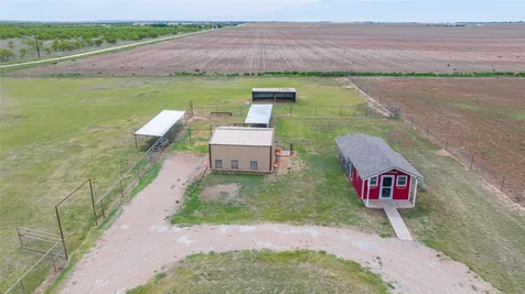5500 County Road 428 Hawley TX 79525