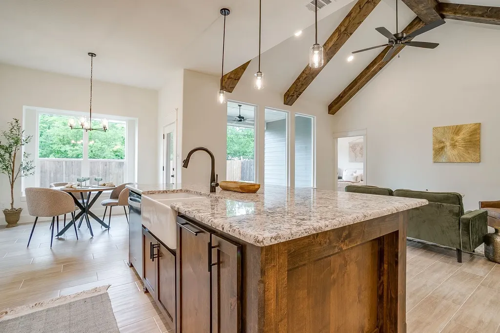 5507 Graham Street Sansom Park TX 76114