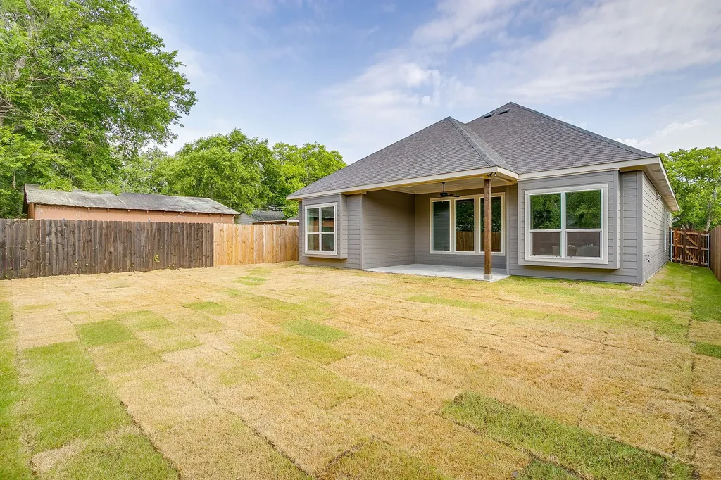 5507 Graham Street Sansom Park TX 76114