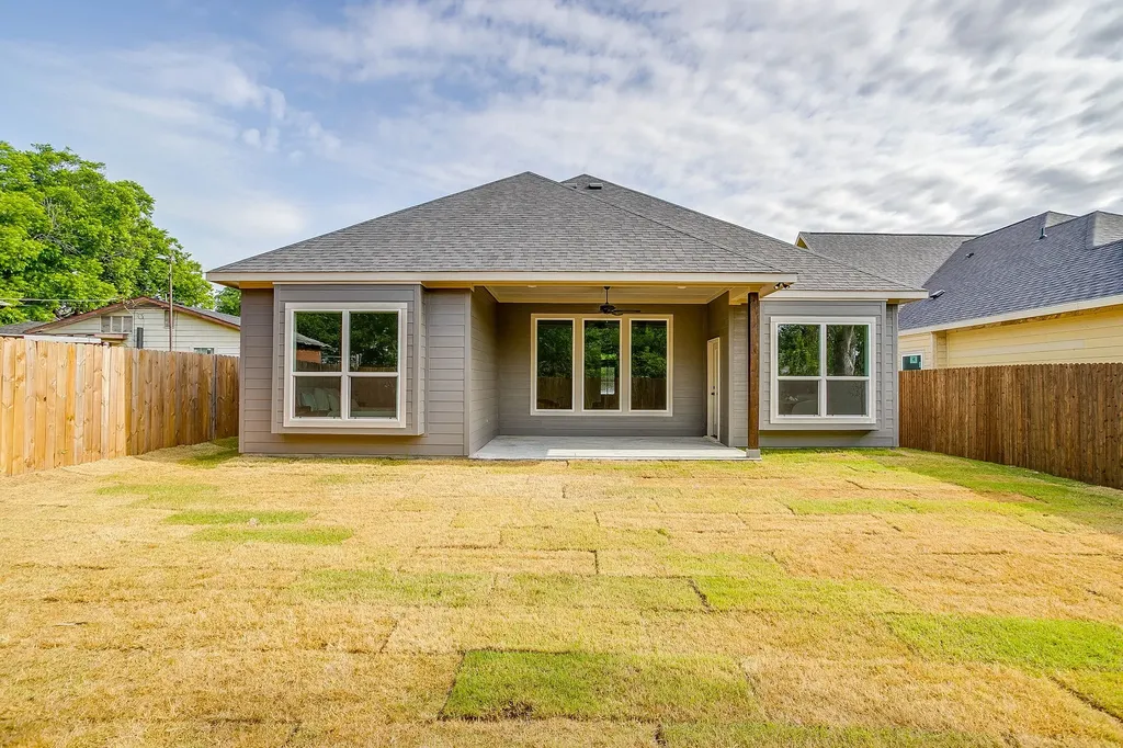 5507 Graham Street Sansom Park TX 76114