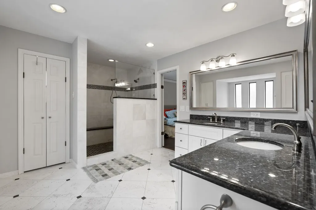 18116 Aramis Lane Dallas TX 75252