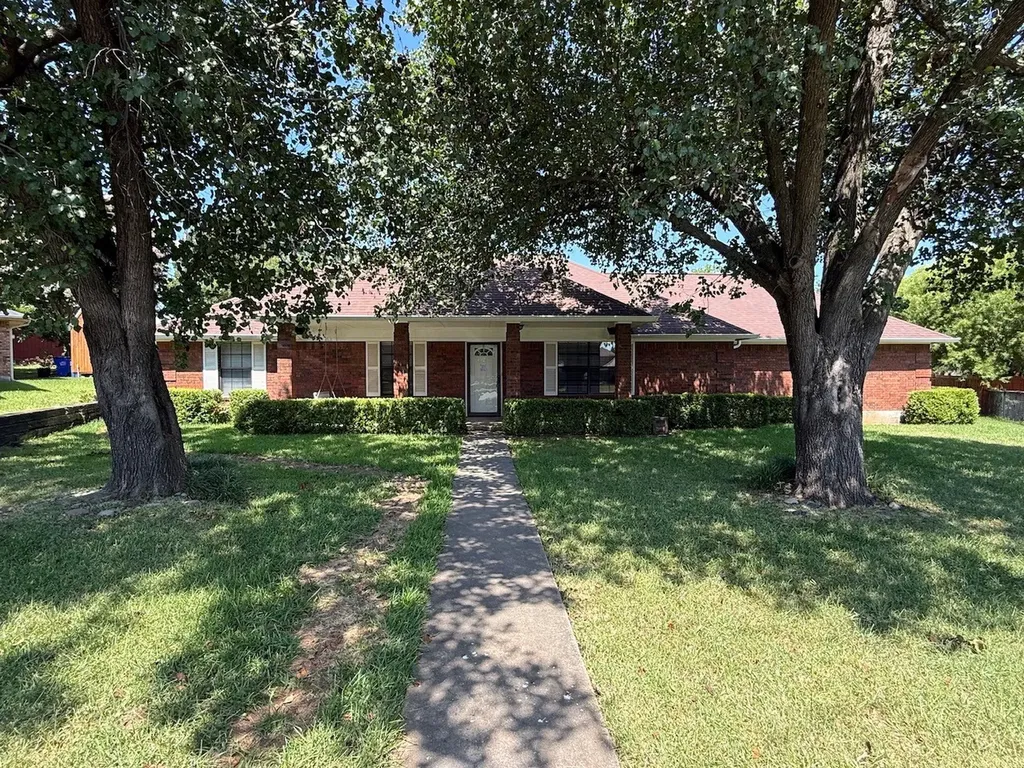 314 Trollinger Street Whitesboro TX 76273