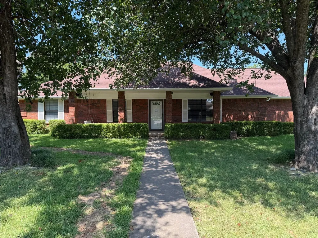314 Trollinger Street Whitesboro TX 76273