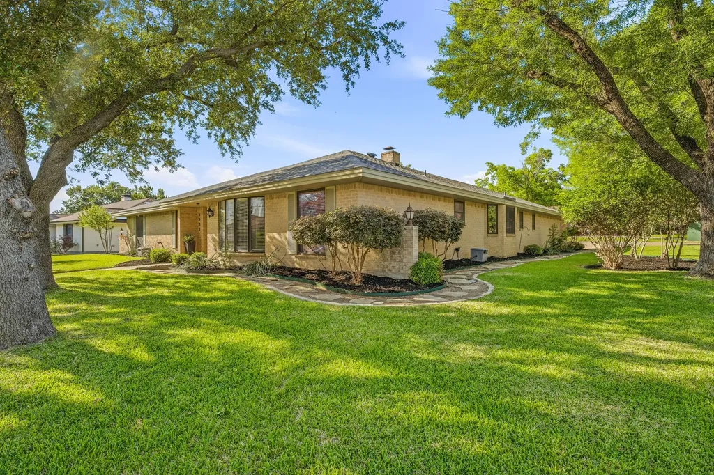 4433 Quail Hollow Road Fort Worth TX 76133
