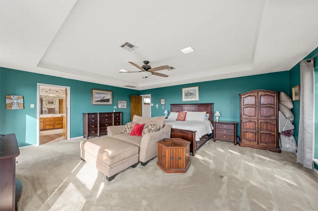 10011 Lost Oak Ridge Drive Woodway TX 76712