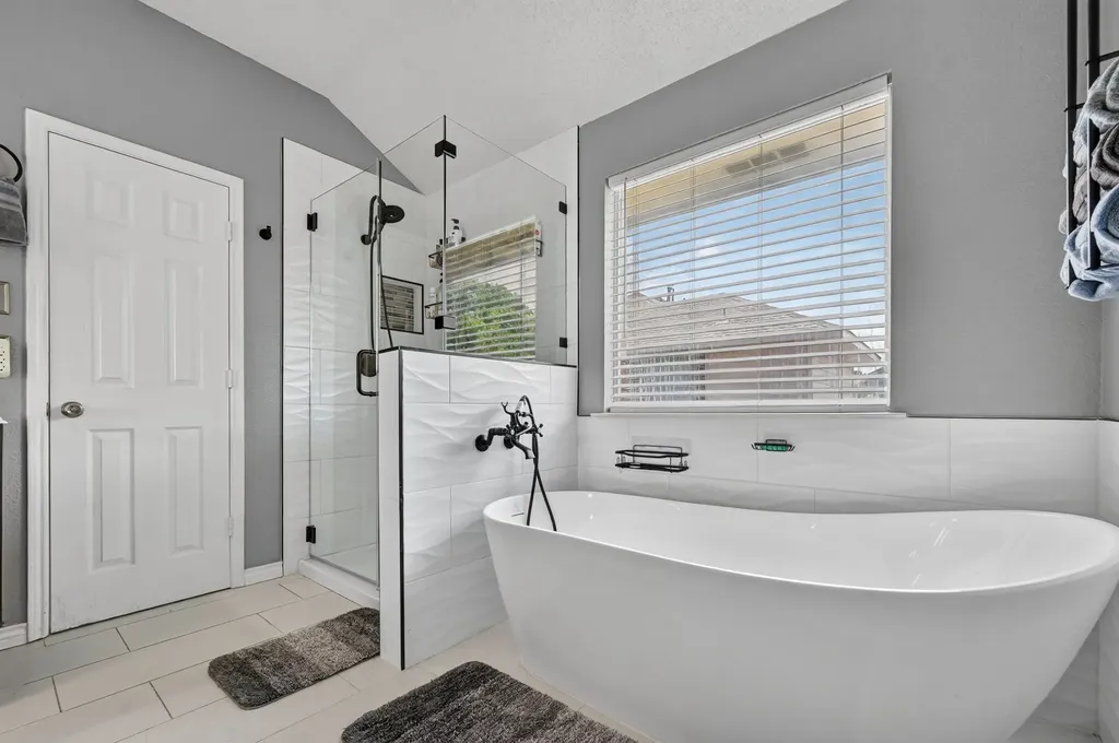 8413 Linda Vista Court Rowlett TX 75088
