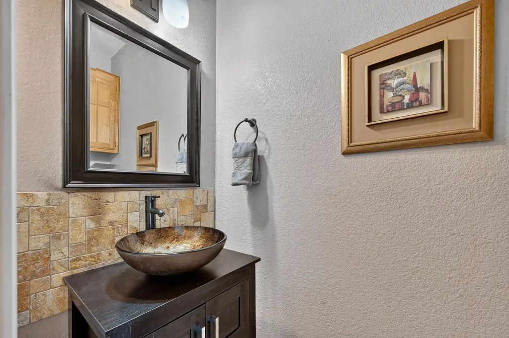8413 Linda Vista Court Rowlett TX 75088