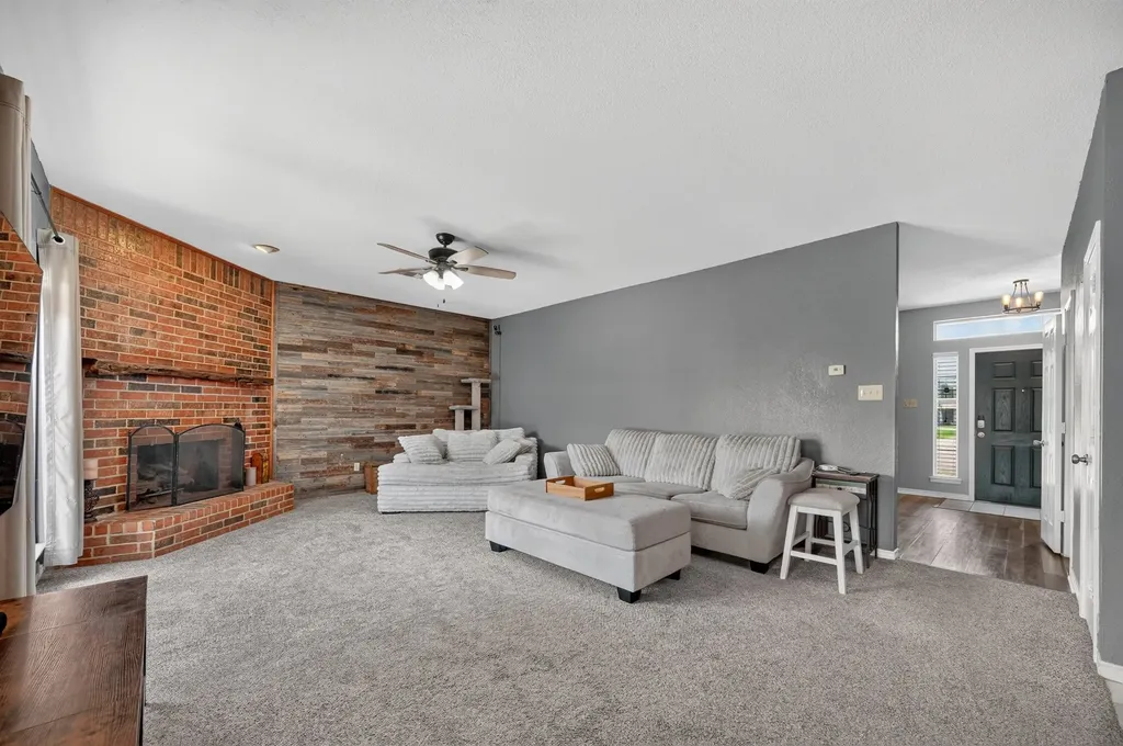 8413 Linda Vista Court Rowlett TX 75088