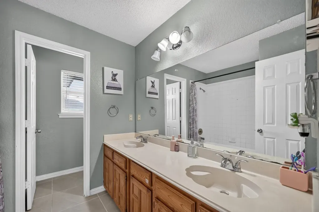 8413 Linda Vista Court Rowlett TX 75088